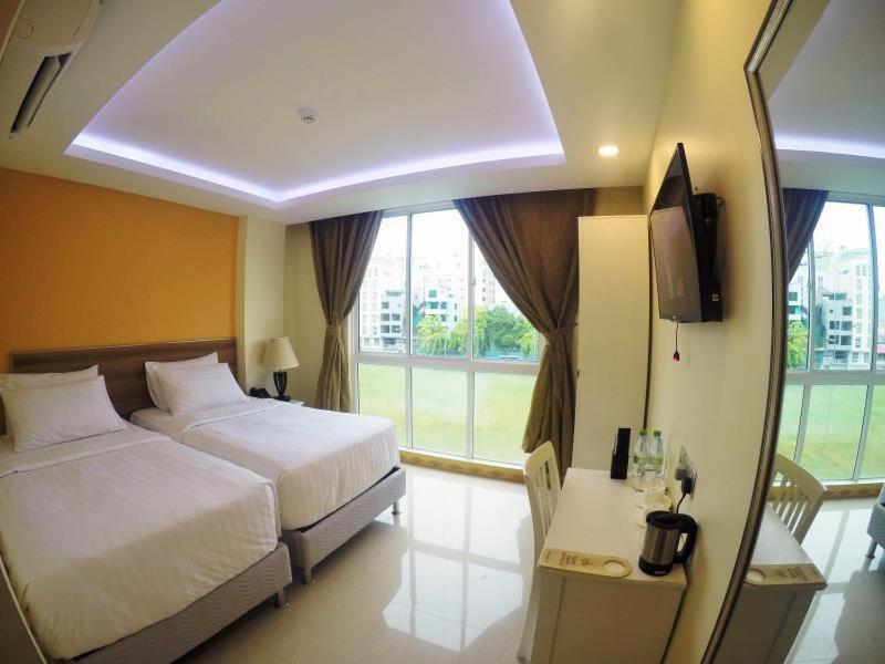 The Grand View Hotel Malé Exterior foto